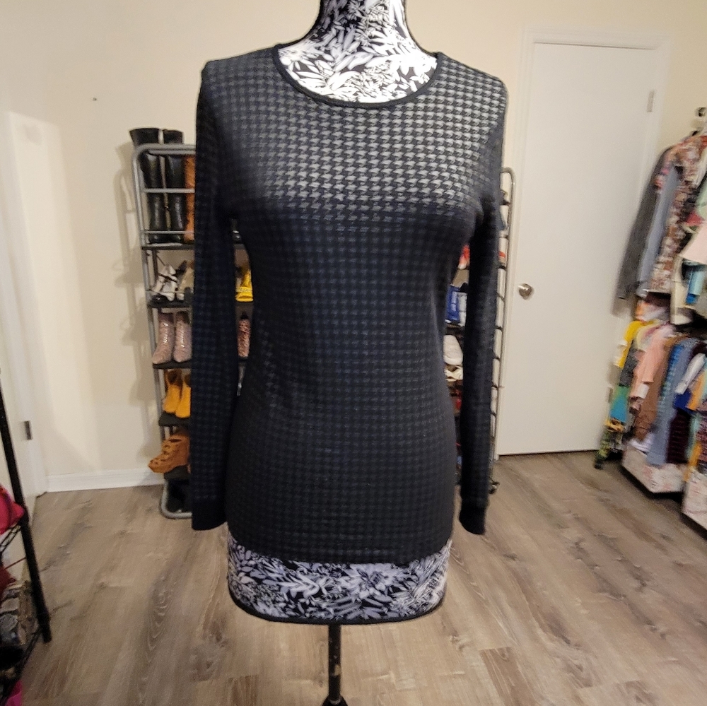 lauren ralp lauren crew neck long sleeve tee  patch work to elbow hounds…